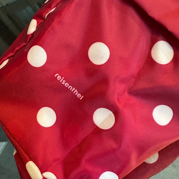 Reisenthel Mini Maxi City Bag - Picture 5 of 8